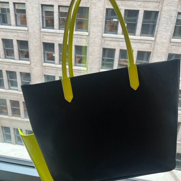 Givenchy Antigona Shopper Tote - Picture 5 of 7